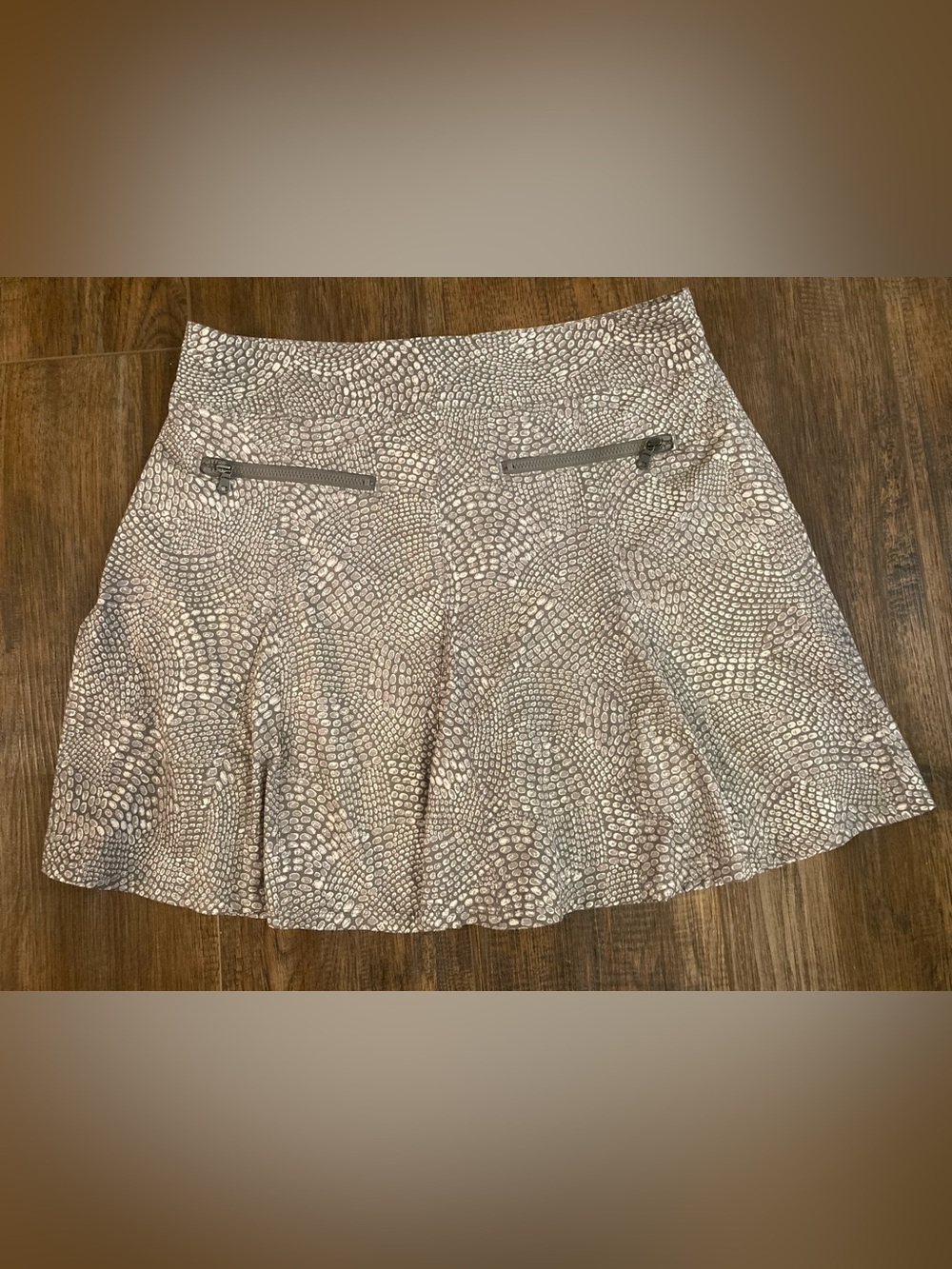 Title Nine Women’s Print Skort - Picture 5 of 6